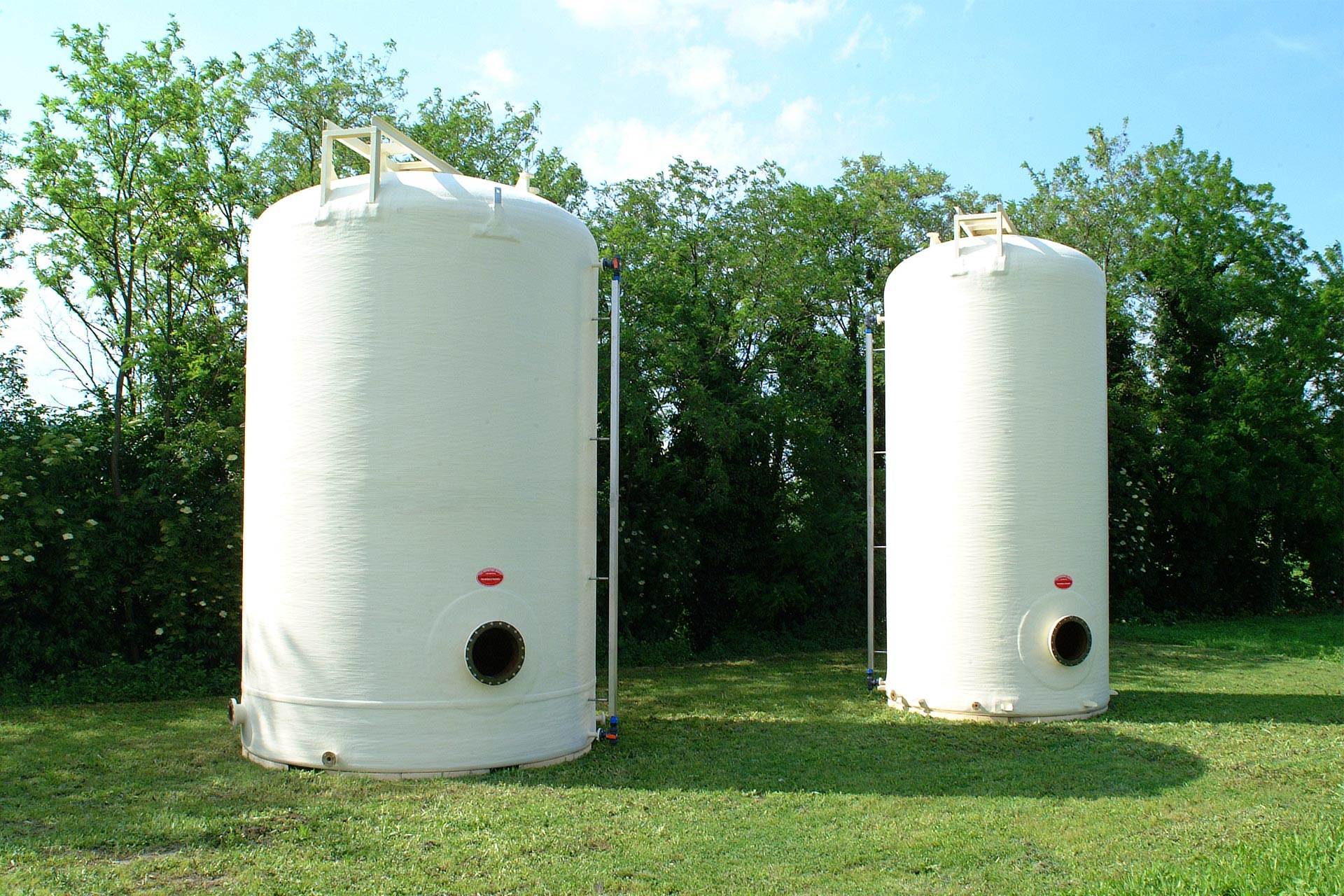 serbatoi-verticali-fondo-piano