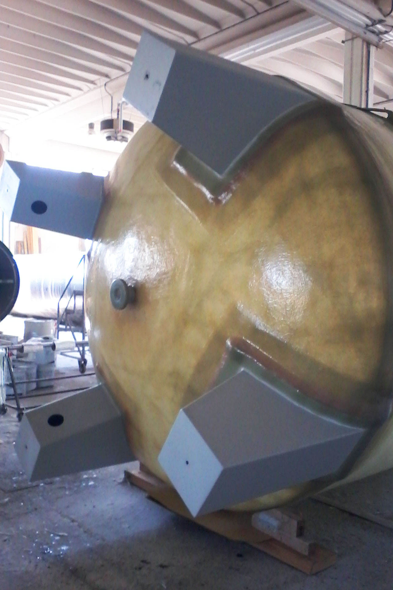 serbatoi-verticali-con-piedi